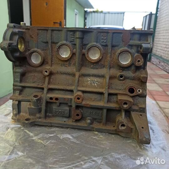 Блок двигателя G4EC