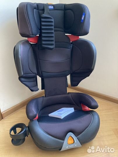 Кресло детское автомобильное chicco до 36 кг