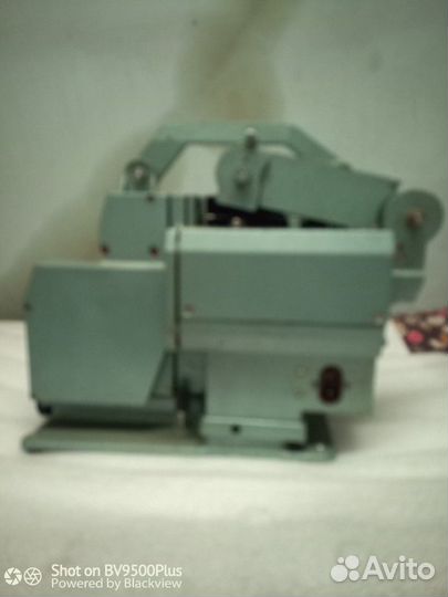 Кинопроектор