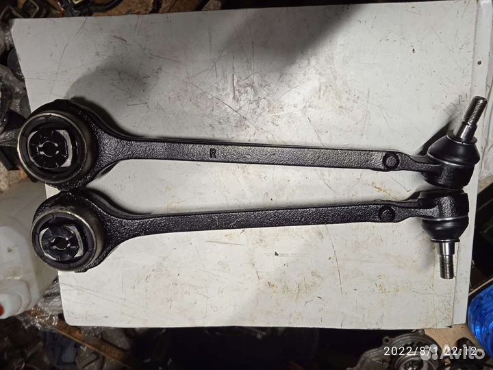Рычаги перед комплект dodge Challenger