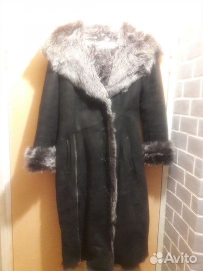 Продам женскую дубленка