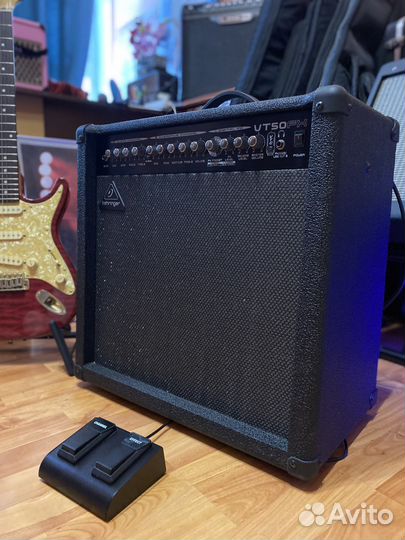 50Watt+эффекты Behringer VT50fx