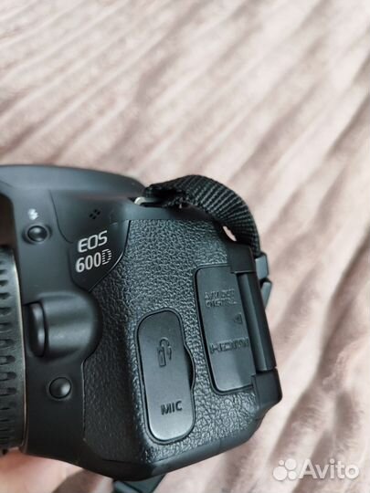 Зеркальный фотоаппарат canon eos 600d body
