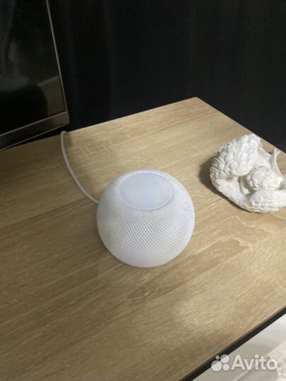 Колонка Apple HomePod Mini белая