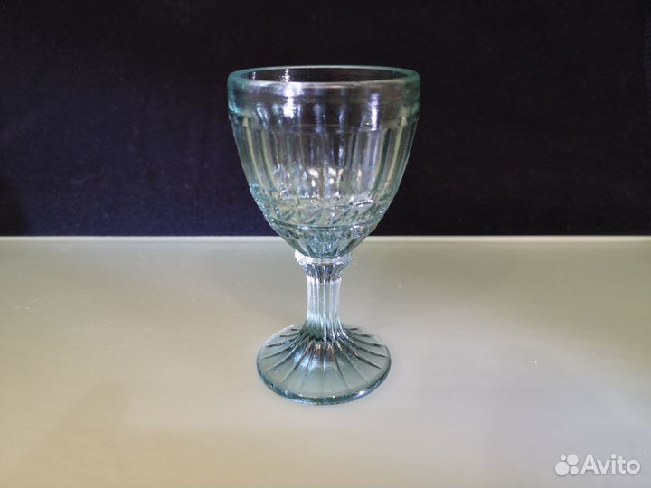 Бокалы стаканы лафитник