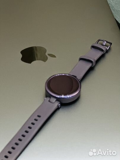 Часы garmin lily
