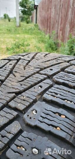 Nokian Tyres Hakkapeliitta 7 265/65 R17