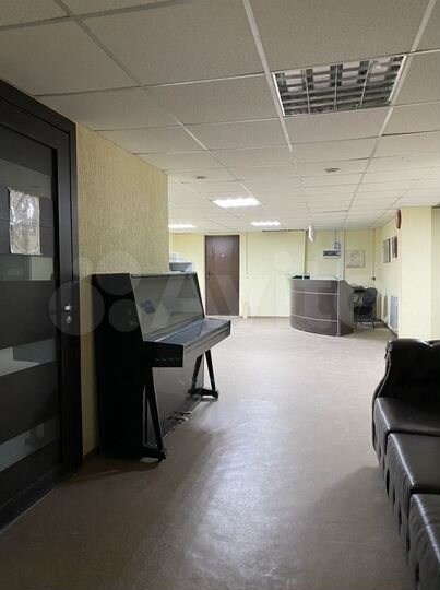 Свободного назначения, 300 м²