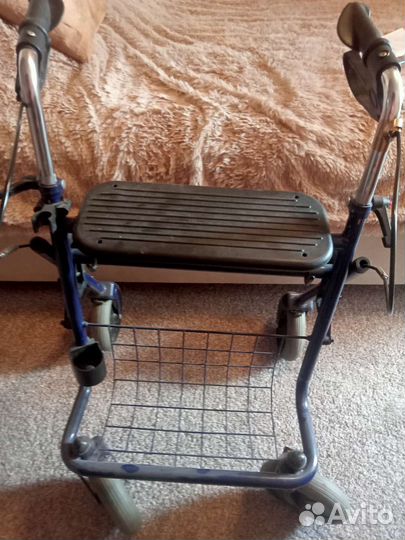 Ходунки для взрослых инвалидов