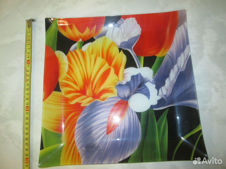 Блюдо цветное двух видов