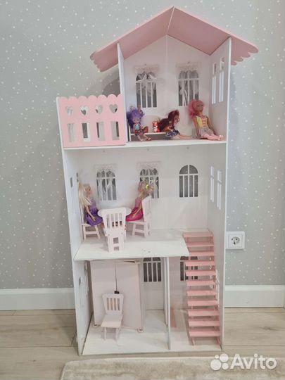 Домик кукольный