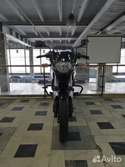 Мотоцикл Bajaj Pulsar 180 DTSi