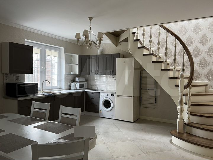 Дом 157 м² на участке 10 сот.