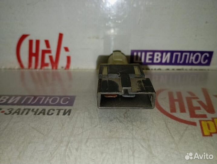 Датчик педали тормоза Hummer H3