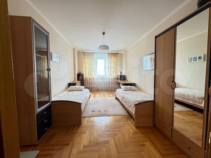 4-к. квартира, 101,6 м², 3/5 эт.