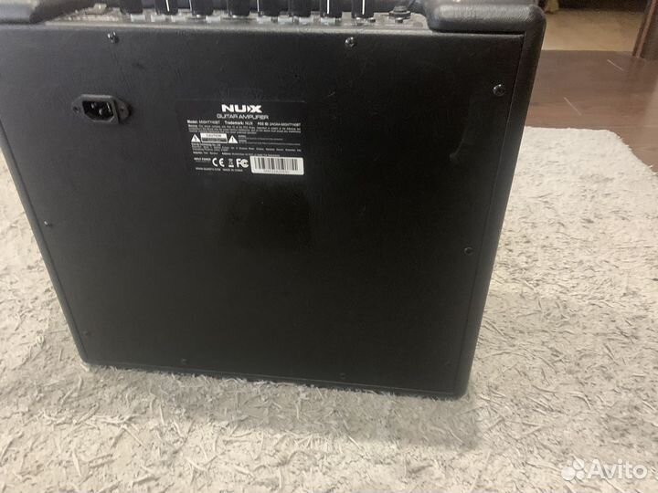 Гитарный комбоусилитель nux mighty 40 bt