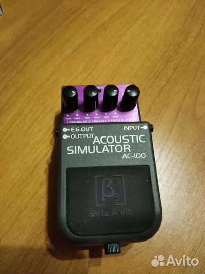 Педаль эффектов для гитары. Акустик симулятор
