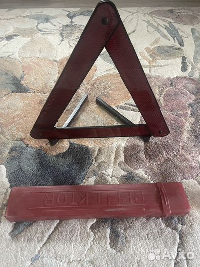 Знак аварийной остановки