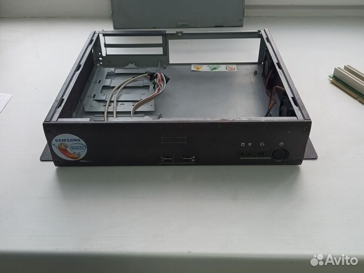 Компактный корпус для компьютера