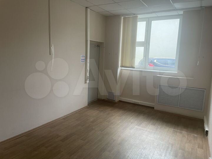 Офис, 18.1 м² - 1 этаж, свободный доступ