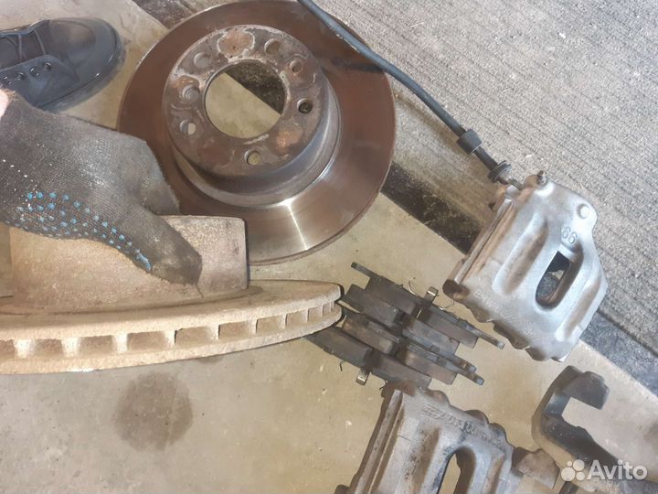 Передние тормоза бмв е34
