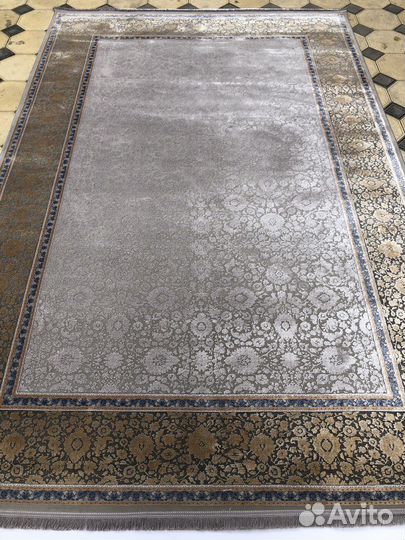 Ковер персидский шелковый 200х300 для зала на пол
