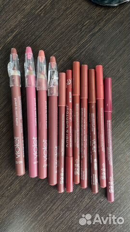 Карандаш для губ