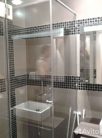 Душевая перегородка из стекла для душа