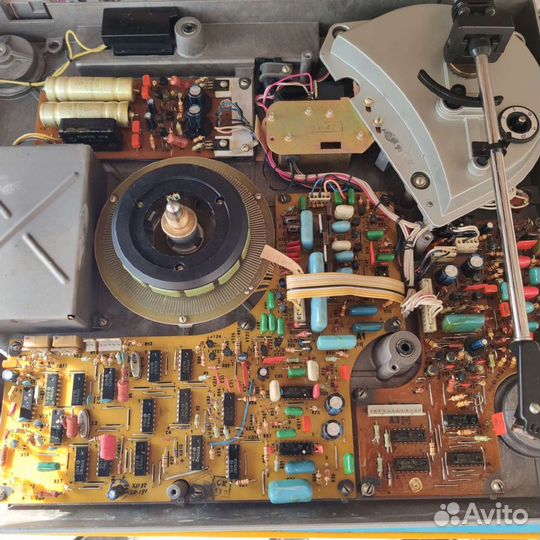 Проигрыватели виниловых пластинок