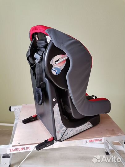 Детское автокресло до 18 кг chicco