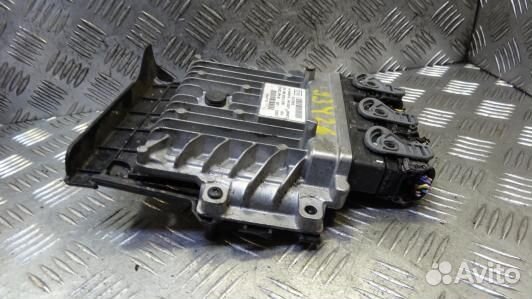 Блок управления двс peugeot 407 (93Y26PC01)