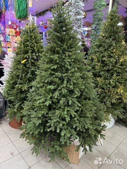 Ель искуственная