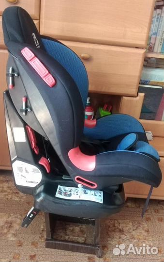 Автокресло с креплением Изофикс 9-18 кг