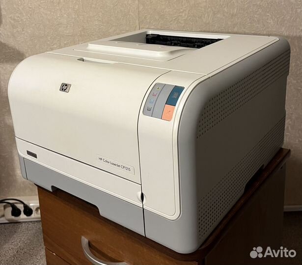 Цветной принтер (лаз) HP Color Laser Jet CP 1215
