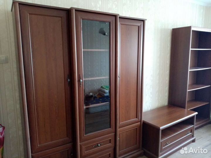 Мебельный гарнитур бу