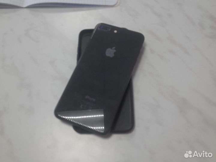 iPhone 8 Plus, 64 ГБ