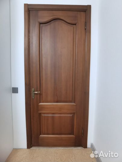 Двери межкомнатные деревянные