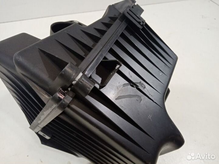 Корпус воздушного фильтра LADA Kalina 2 2013-2018