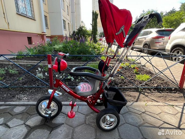 Трехколесный велосипед