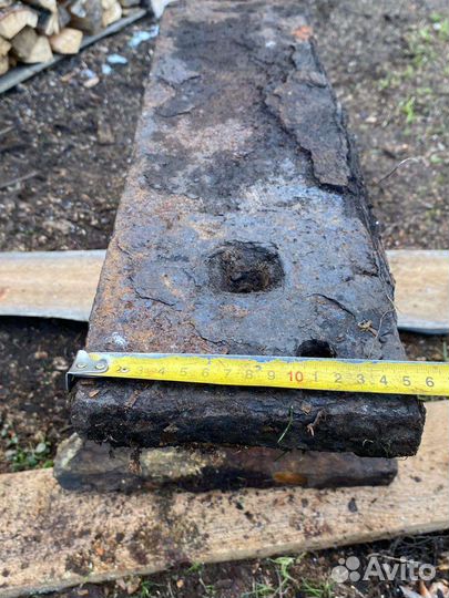 Кузнечная наковальня древняя