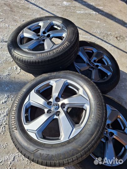 Оригинальные колеса R 18 Toyota RAV4 (XA50) 2022г