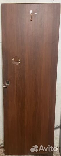 Дверь бу 70 на 200