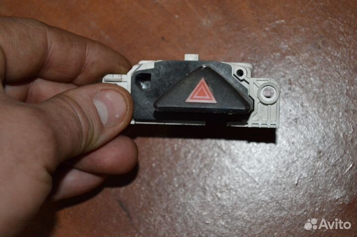 Кнопка аварийной сигнализаци форд фокус1 1998-2005