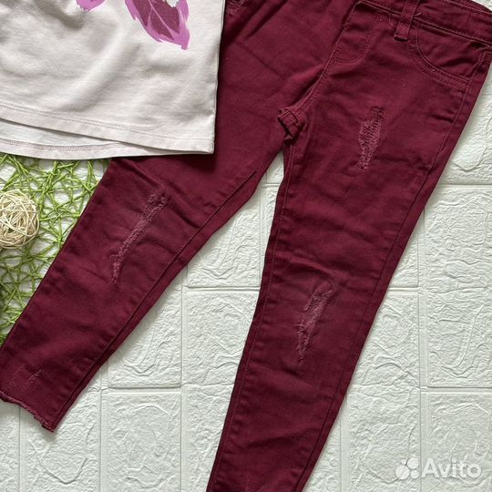 Красивый комплект (футболка+джинсы), 3-4 года