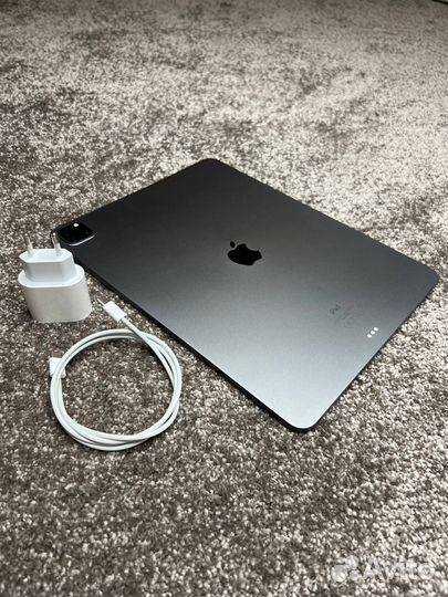 iPad pro 12 9 m1 2021