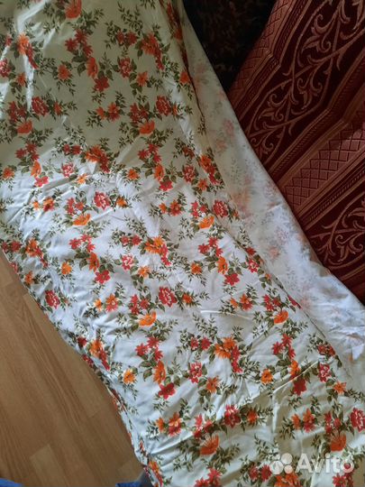 Продам шторы и ткань одного цвета