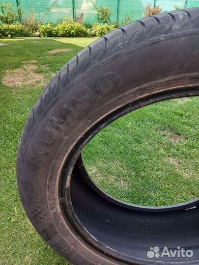 Kumho Ecsta HS51 215/55 R17 94