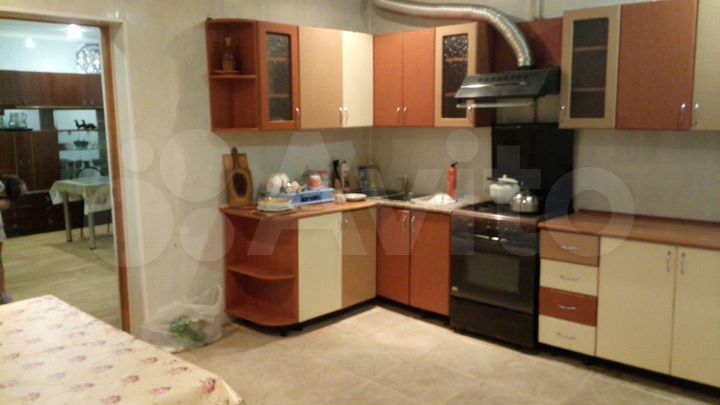 Комната 16 м² в > 9-к., 2/2 эт.