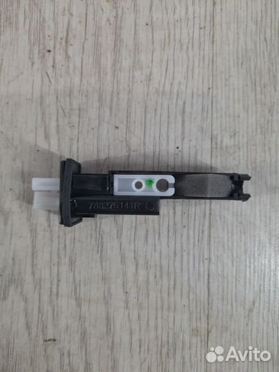 Замок лючка бензобака renault sandero 2