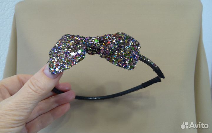 Ободок для волос с бантом